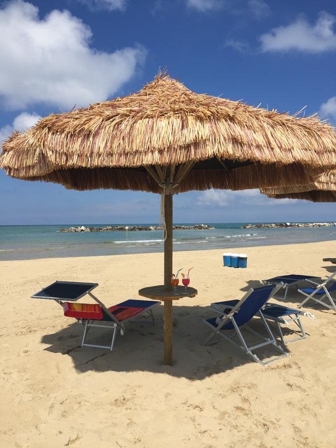 אורטונה Hotel Valente מראה חיצוני תמונה