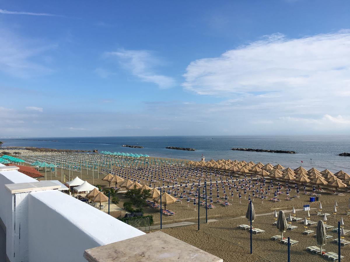 אורטונה Hotel Valente מראה חיצוני תמונה