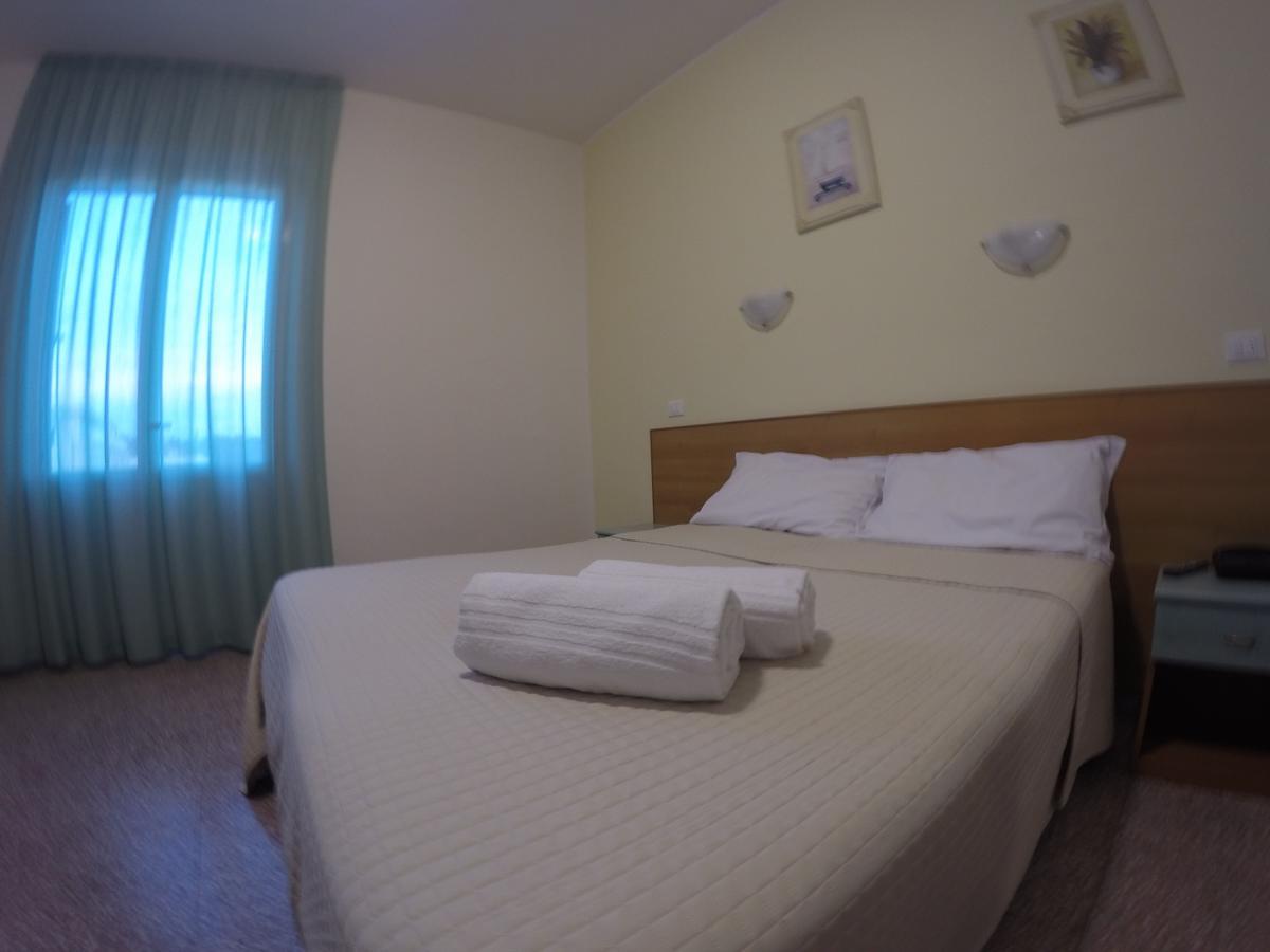 אורטונה Hotel Valente מראה חיצוני תמונה