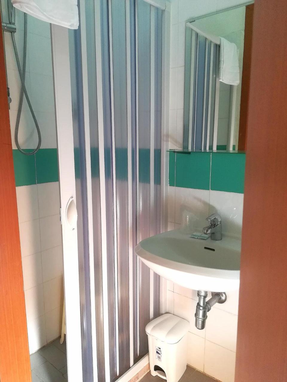 אורטונה Hotel Valente מראה חיצוני תמונה